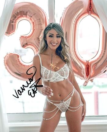 Full leaked Nessa star private onlyfans photo