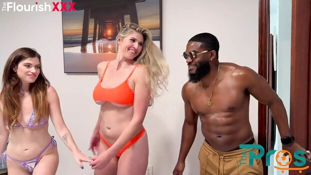 Full leaked Nicole rae page private onlyfans photo