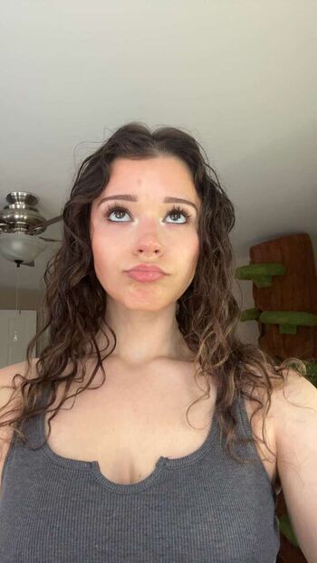 Nikki Woods