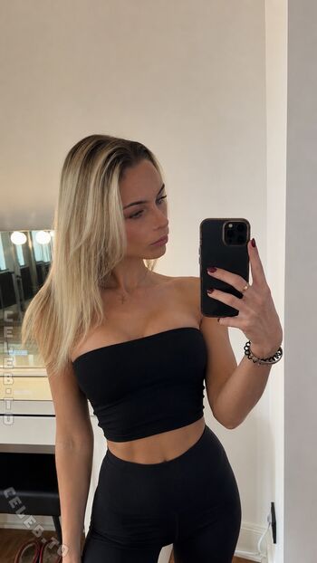 Full leaked Ninechenmaus private onlyfans photo