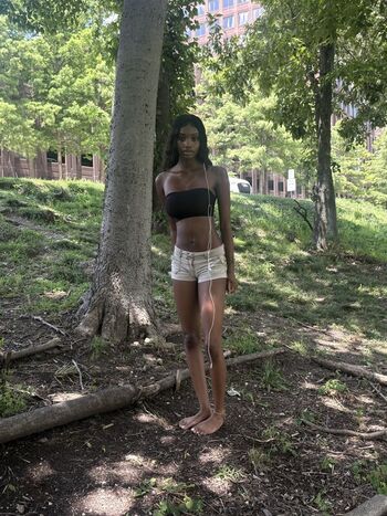 Full leaked No tattoos private onlyfans photo