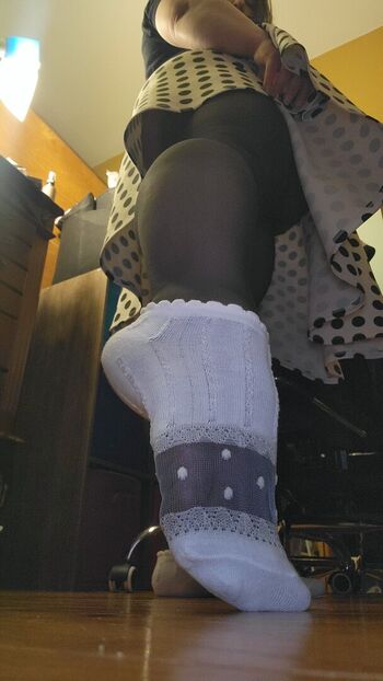 Full leaked Nylonsandsocks private onlyfans photo