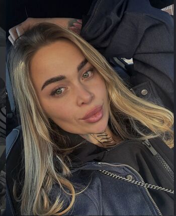 Full leaked Olivia pt private onlyfans photo