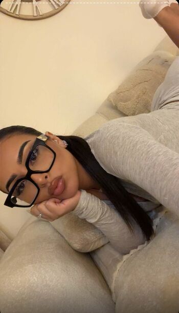 Full leaked Ovsieeee private onlyfans photo