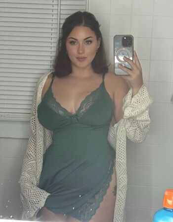 Full leaked Palmbee private onlyfans photo