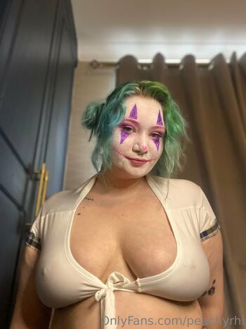 Full leaked Peachyrhi private onlyfans photo
