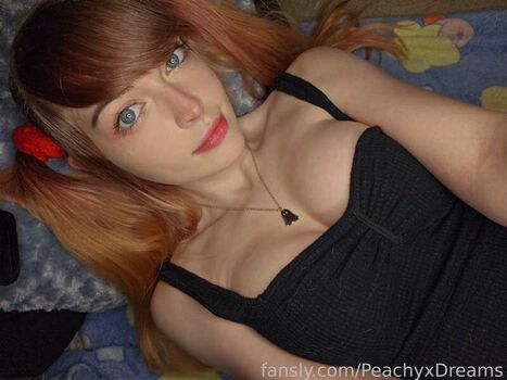 Full leaked Peachyxdreams private onlyfans photo