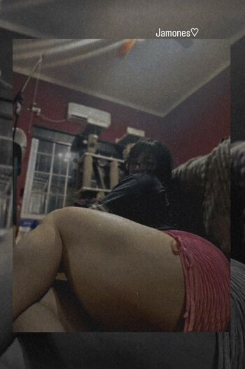 Full leaked Pekeasmr private onlyfans photo