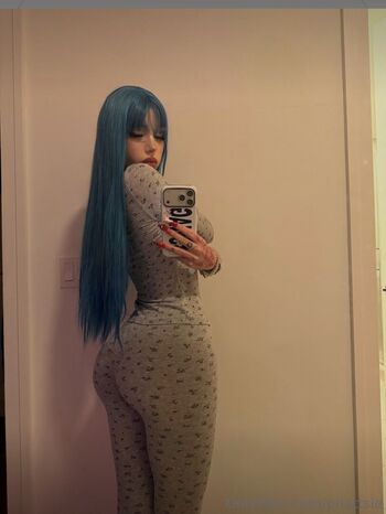 Full leaked Phattsie private onlyfans photo