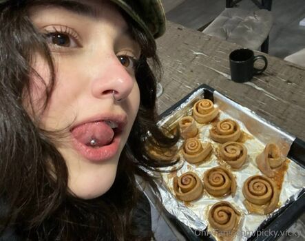 Full leaked Picky vicky private onlyfans photo