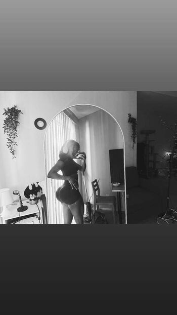Full leaked Pinkcellphon private onlyfans photo
