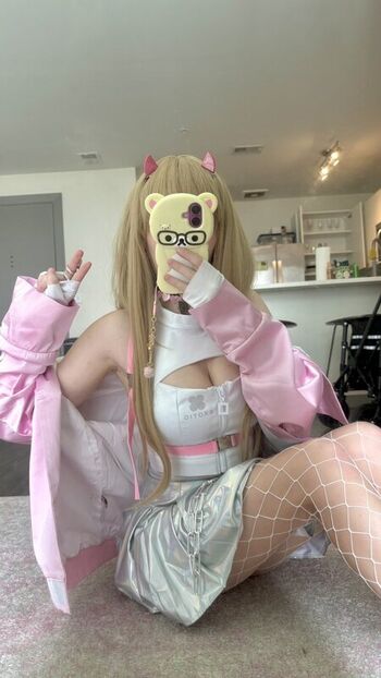 pinkiefangs