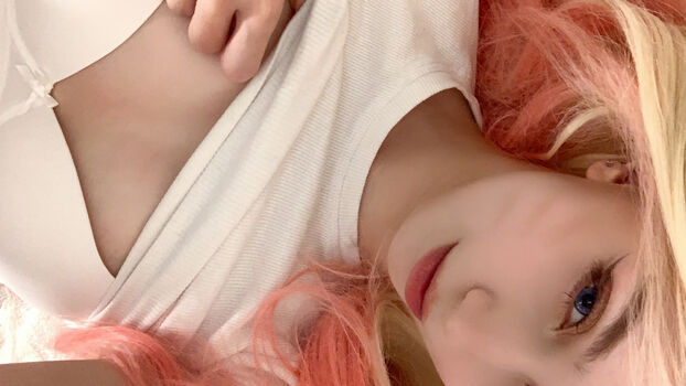 Full leaked Pinksuna private onlyfans photo
