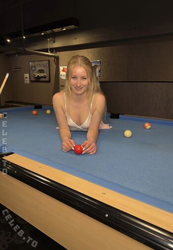 poolblondii