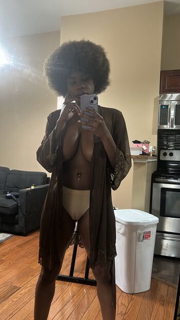 Full leaked Pretty yunique private onlyfans photo
