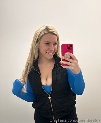 Full leaked Queenbee private onlyfans photo