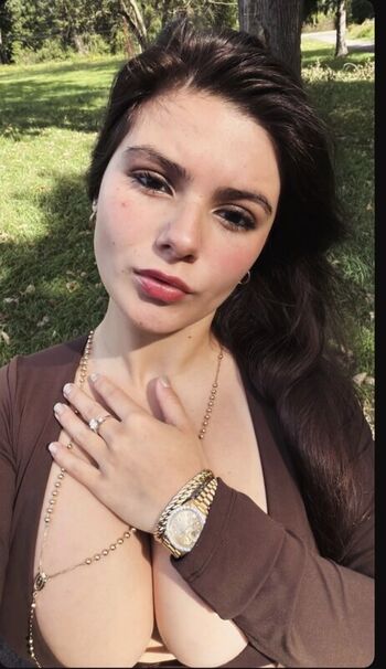 Full leaked Raeleerudolph private onlyfans photo