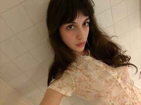 Full leaked Reaisnowhite private onlyfans photo