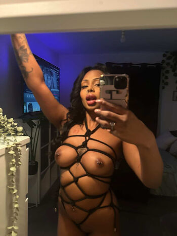 Full leaked Realdesirani private onlyfans photo