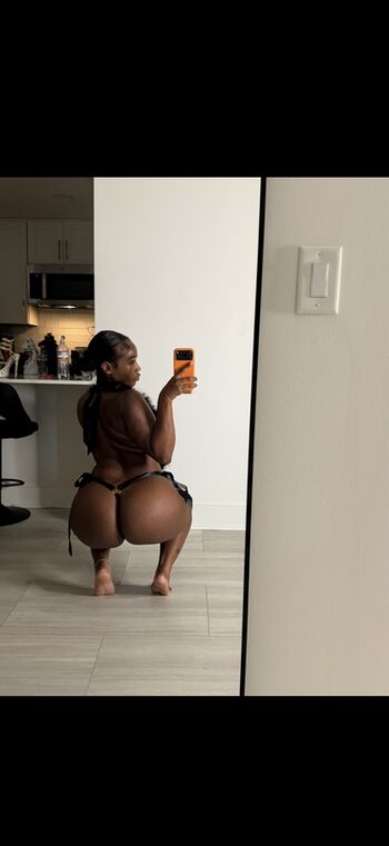 Full leaked Realkeylamarie private onlyfans photo