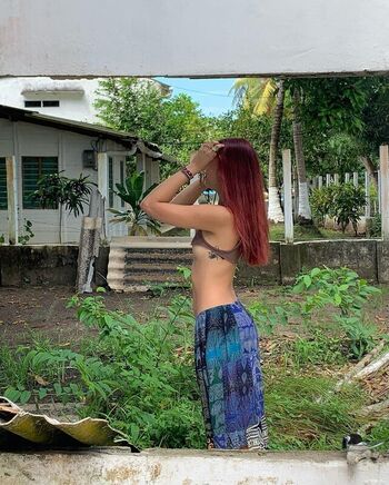 Full leaked Redblossom private onlyfans photo