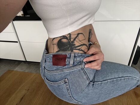 Full leaked Rezxxvv private onlyfans photo