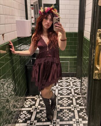 Full leaked Rianne downey private onlyfans photo