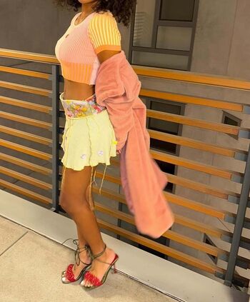 Full leaked Riele downs private onlyfans photo