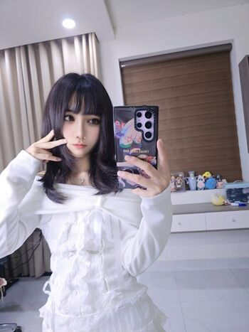Full leaked Risakoxy private onlyfans photo