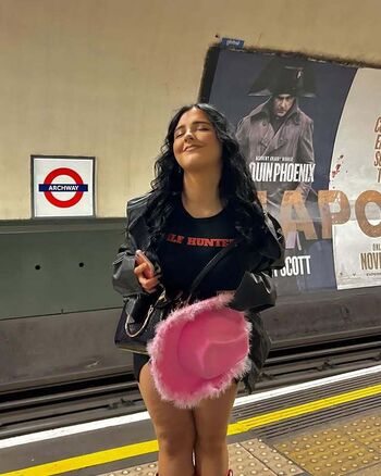Full leaked Robyn  page private onlyfans photo