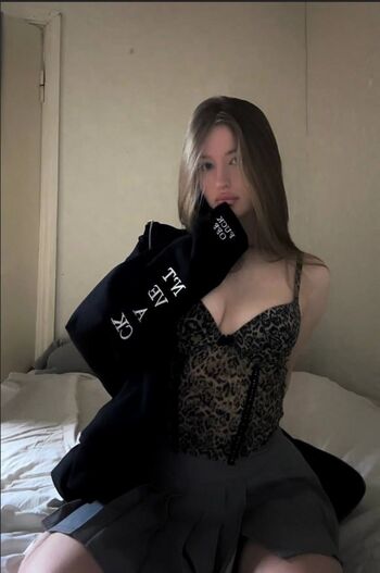 Full leaked Russian girls private onlyfans photo
