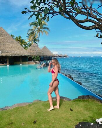 Full leaked Ruth buscombe private onlyfans photo