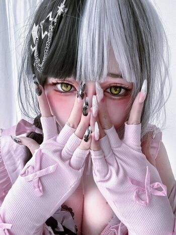Full leaked Ruuna private onlyfans photo