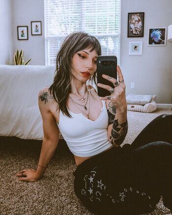 Full leaked Sailorbeeee private onlyfans photo