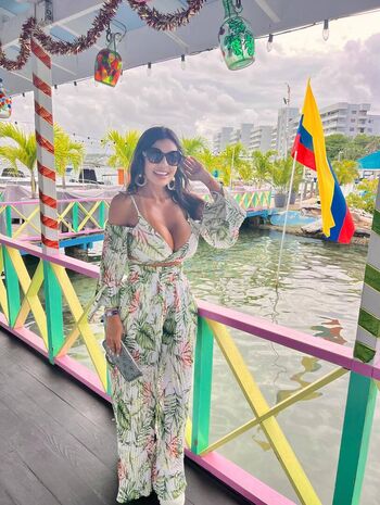 Full leaked Sandragarciacolombiana private onlyfans photo