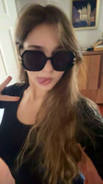 Full leaked Sara dobrik private onlyfans photo