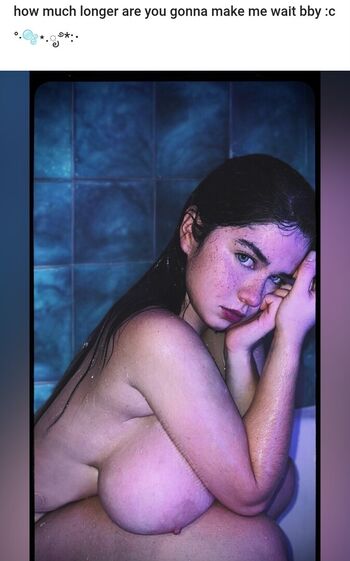 Sarahbustani