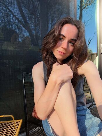 Full leaked Sarah desjardins page private onlyfans photo
