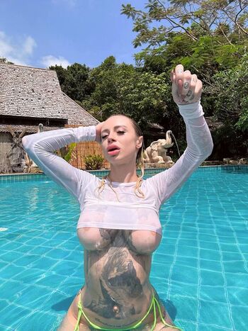 Full leaked Sasha beart private onlyfans photo