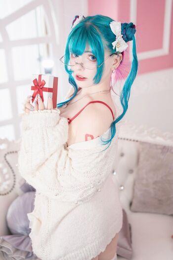 Saya Scarlet