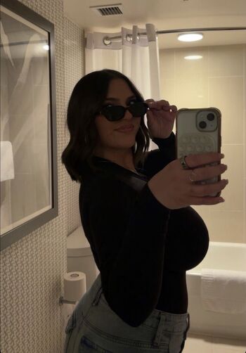 Full leaked Seerahb private onlyfans photo