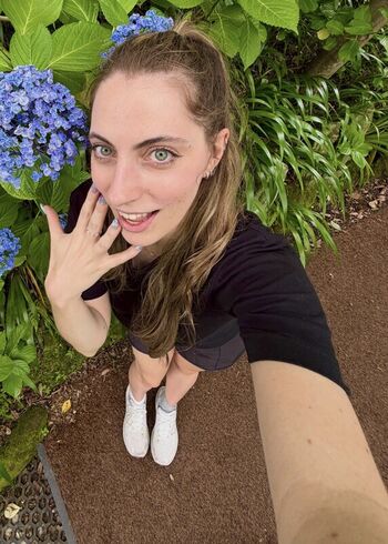 Full leaked Seerasan private onlyfans photo