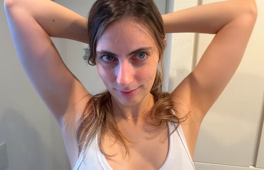Full leaked Seerasan private onlyfans photo