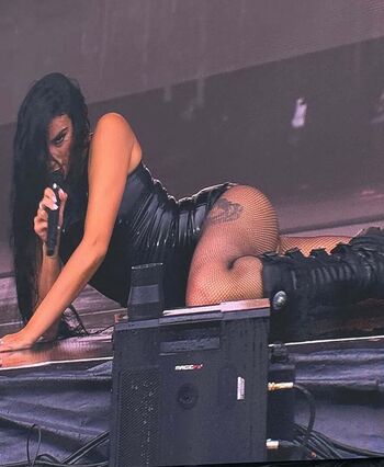 sevdaliza