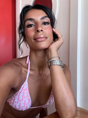 sevdaliza