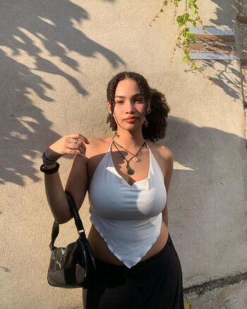 Full leaked Shelikesmyts private onlyfans photo