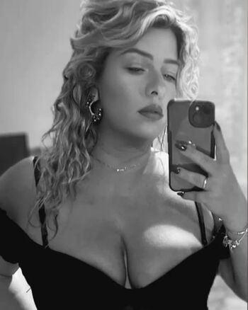 Full leaked Simona romano page private onlyfans photo