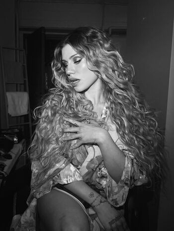 Full leaked Slayyyter private onlyfans photo