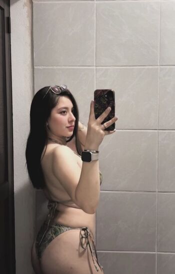 Full leaked Sofff private onlyfans photo