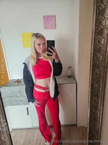 Full leaked Sophie forster page private onlyfans photo
